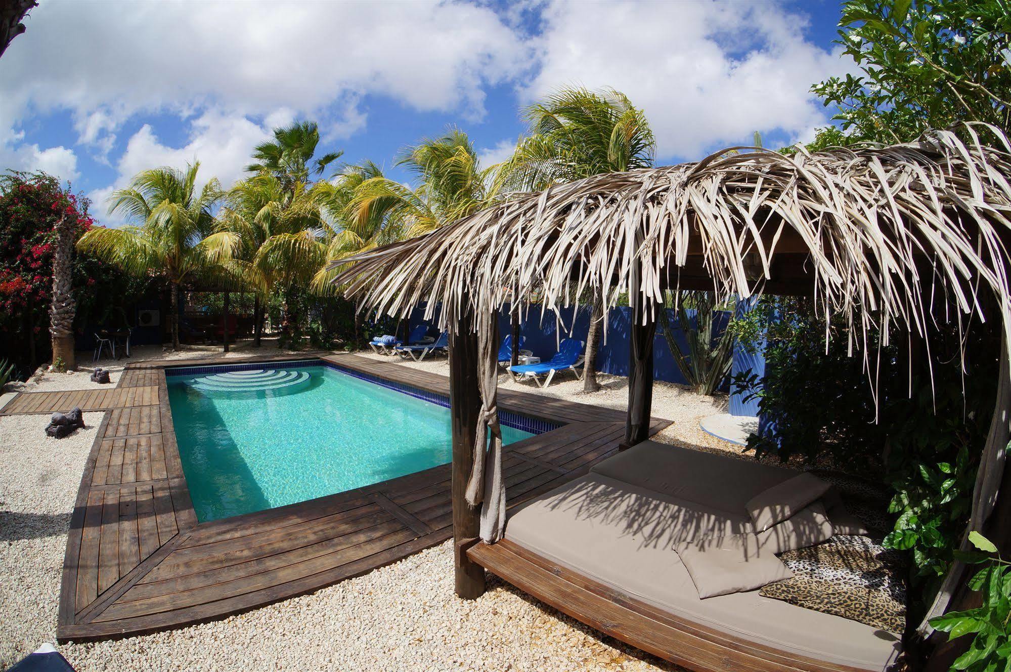 Caribbean Chillout Apartments Кралендейк Экстерьер фото